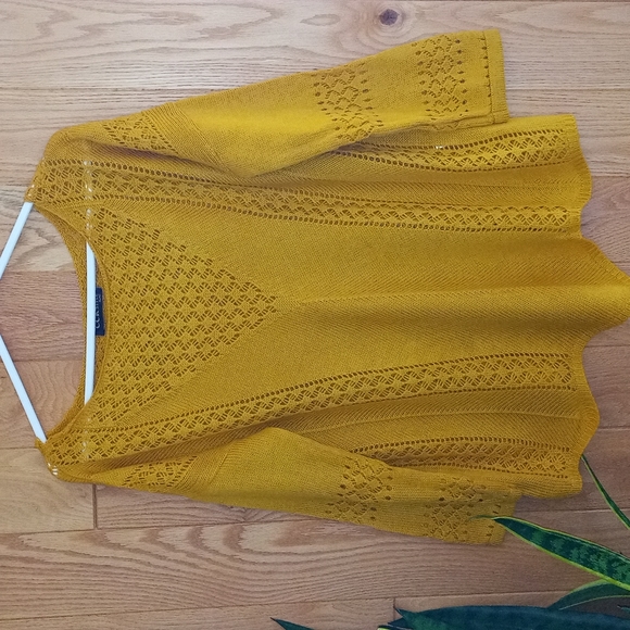 Golden yellow wool-blend knit sweater - Picture 3 of 5